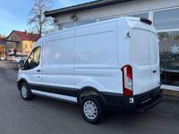 Gebraucht Ford Transit Trend 107 PS (78 kW) 2020 Frost weiß Van