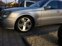 Gebraucht Mercedes E500 306 PS (225 kW) 2002 Silber Limousine