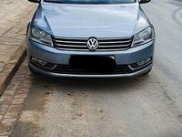 Gebraucht VW Passat Comfortline 140 PS (102 kW) 2012 Blau Limousine