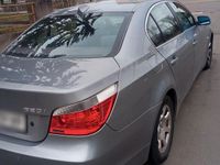 Gebraucht BMW 520 170 PS (125 kW) 2005 Silber Kleinwagen
