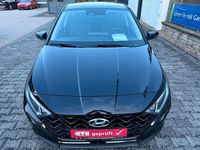 Gebraucht Hyundai i20 Select 101 PS (74 kW) 2021 Schwarz Kleinwagen