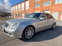 Gebraucht Mercedes E270 163 PS (119 kW) 2002 Silber Limousine