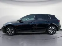 Gebraucht VW Golf VIII Move 150 PS (110 kW) 2024 Deep black perleffekt Limousine