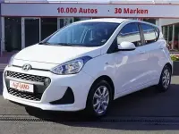 Gebraucht Hyundai i10 Trend 67 PS (49 kW) 2019 Weiß Kleinwagen