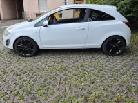 Gebraucht Opel Corsa 70 PS (51 kW) 2011 Weiß Kleinwagen