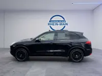 Gebraucht Porsche Cayenne 239 PS (175 kW) 2011 Tiefschwarzmetallic SUV