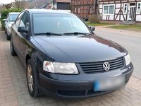 Gebraucht VW Passat 125 PS (91 kW) 1999 Schwarz Limousine