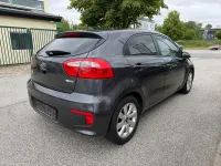 Gebraucht Kia Rio DREAM-TEAM Edition 84 PS (61 kW) 2016 Grau Kleinwagen