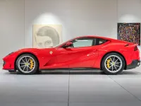 Gebraucht Ferrari 812 799 PS (587 kW) 2018 Rot Coupé