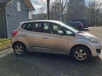 Gebraucht Kia Venga Edition 7 125 PS (91 kW) 2012 Silber Kleinwagen