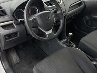 Gebraucht Suzuki Swift 94 PS (69 kW) 2013 Weiß Kleinwagen