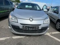Używany Renault Latitude 173 KM (127 kW) 2011 Srebrny Sedan/Limuzyna