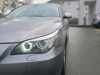 Gebraucht BMW 525 218 PS (160 kW) 2007 Grau Kombi