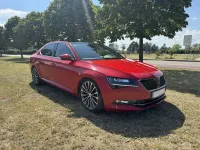 Gebraucht Skoda Superb LAURIN & KLEMENT 280 PS (205 kW) 2016 Rot Limousine