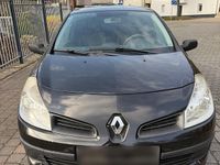 Gebraucht Renault Clio II 75 PS (55 kW) 2006 Schwarz Kleinwagen