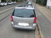 Gebraucht Opel Zafira 120 PS (88 kW) 2011 Silber Van / Kleinbus