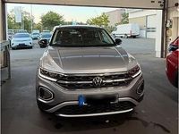 Gebraucht VW T-Roc Style 150 PS (110 kW) 2023 Grau SUV