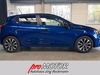 Neu Mitsubishi Colt Plus 67 PS (49 kW) 2025 Blau Limousine