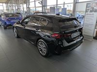Neu BMW 120 156 PS (114 kW) 2025 Schwarz Kleinwagen