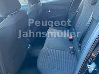 Gebraucht Peugeot 208 Active 101 PS (74 kW) 2023 Schwarz Kleinwagen