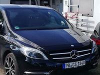 Gebraucht Mercedes B200 156 PS (114 kW) 2014 Schwarz Van / Kleinbus