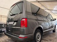 Gebraucht VW T6 150 PS (110 kW) 2017 Grau Van