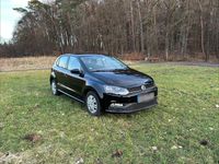 Gebraucht VW Polo 60 PS (44 kW) 2014 Schwarz Kleinwagen
