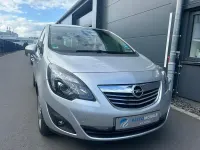 Gebraucht Opel Meriva 101 PS (74 kW) 2011 Silber Van / Kleinbus
