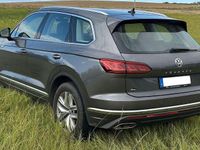 Gebraucht VW Touareg Elegance 286 PS (210 kW) 2019 Grau SUV