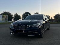 Gebraucht BMW 730 265 PS (194 kW) 2017 Blau Limousine