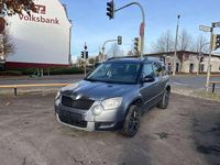 Gebraucht Skoda Yeti Adventure 140 PS (102 kW) 2013 Platingrau metallic SUV
