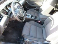 Gebraucht VW Passat Comfortline 150 PS (110 kW) 2018 Schwarz Kombi