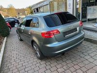 Gebraucht Audi A3 Ambiente 140 PS (102 kW) 2011 Grau Kleinwagen