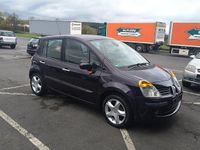 Usado Renault Modus 111 HP (81 kW) 2006 Roxo Monovolume