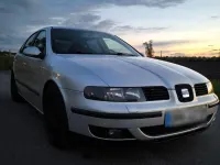 Używany Seat Leon 230 KM (169 kW) 2000 Srebrny Hatchback