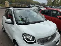 Gebraucht Smart ForFour 70 PS (51 kW) 2015 Weiß Kleinwagen