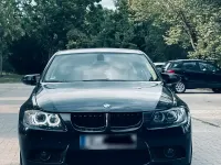 Gebraucht BMW 320 177 PS (130 kW) 2009 Schwarz Limousine