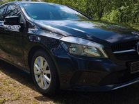 Gebraucht Mercedes A180 Edition 109 PS (80 kW) 2018 Schwarz Limousine
