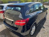 Gebraucht Mercedes B180 122 PS (89 kW) 2018 Schwarz Van / Kleinbus