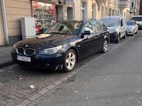Gebraucht BMW 525 177 PS (130 kW) 2005 Blau Kombi