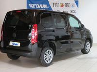 Neu Fiat Doblò 102 PS (75 kW) 2025 Cinema schwarz Van / Kleinbus