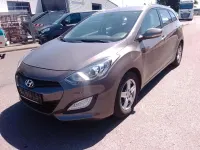 Gebraucht Hyundai i30 90 PS (66 kW) 2013 Grau Kombi