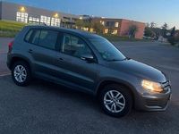 Gebraucht VW Tiguan Exclusive 122 PS (89 kW) 2014 Grau SUV