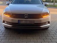 Gebraucht VW Passat 150 PS (110 kW) 2015 Silber Kombi