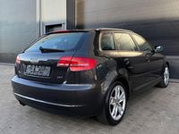Gebraucht Audi A3 S-Line 125 PS (91 kW) 2010 Grau Kleinwagen