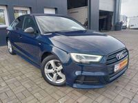 gebraucht Audi A3 Lim. S-LINE 1,6 TDI AUTOMATIK NAVI LED PDC LM