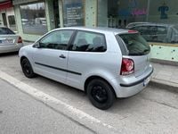 Gebraucht VW Polo 60 PS (44 kW) 2007 Silber Limousine