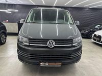 Gebraucht VW Transporter 102 PS (75 kW) 2016 Grau Van
