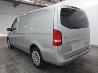 Gebraucht Mercedes e-Vito 85 kW (116 PS) 2020 Silber Van / Kleinbus