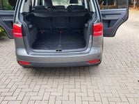 Gebraucht VW Touran Cross 140 PS (102 kW) 2011 Grau Van / Kleinbus